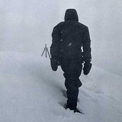 
Reinhold Messner on Everest Summit after first ascent without oxygen on May 8, 1978 - To The Top Of The World (Reinhold Messner) book
